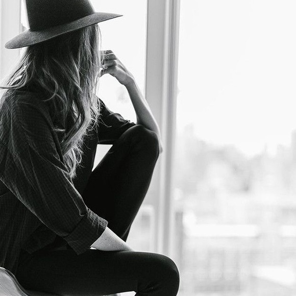 Meet your Posher, Ronelyn - Picture 1 of 1